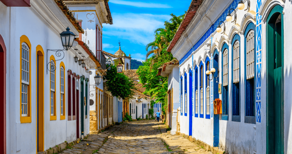 Veja 10 lugares para conhecer no Brasil em 2024